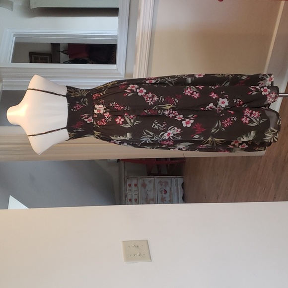 Japna Dress - Picture 11 of 13